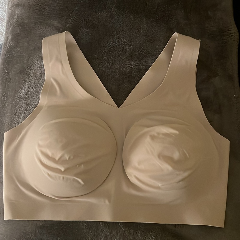 Evelyn and Bobbie Ultra Lift Defy Seamless Bra